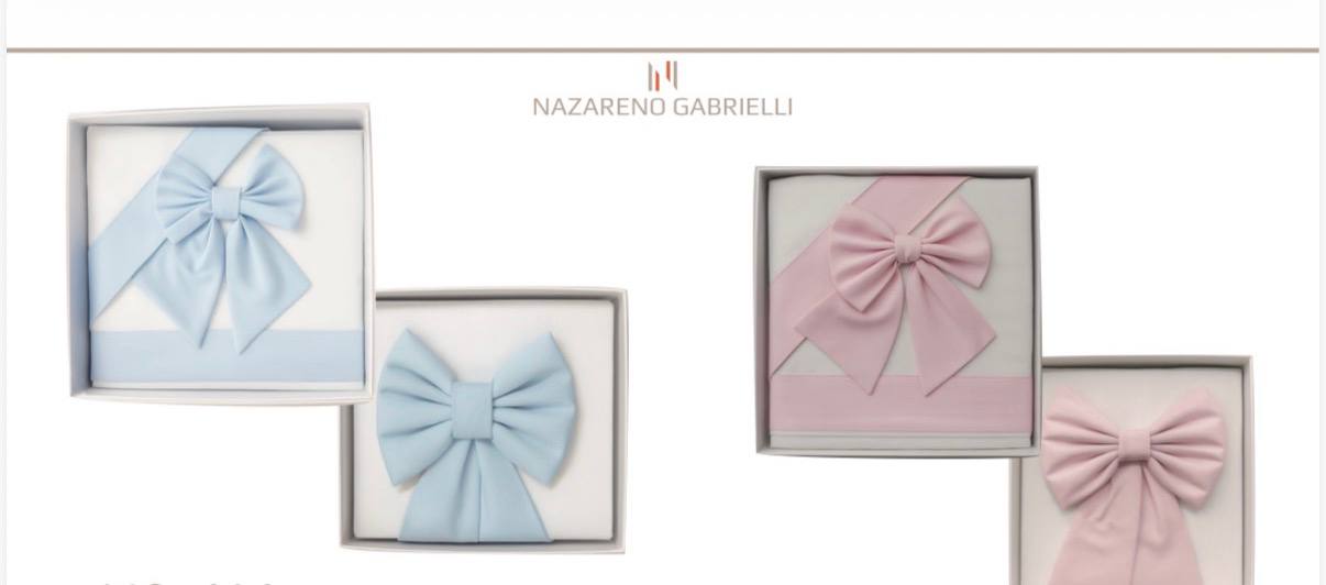 Coordinato  con fiocco applicato